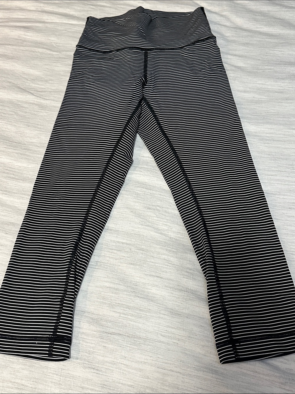 * Closet Cleaning:Lululemon Leggings Bundle - Picture 2 of 12